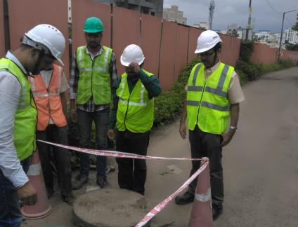 190919_Line_no._71_manhole_testing_work_in_progress.jpg